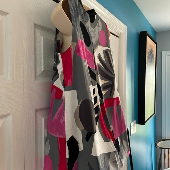 Abstract Tunic Black Pink Red White Tan Gray Sleeveless - Picture 13 of 16